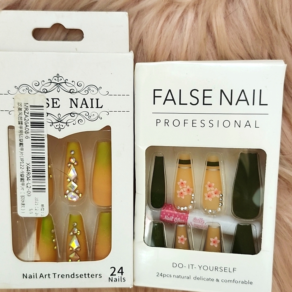 SALE!! Brand New 2CT BUNDLE False Nails-XL